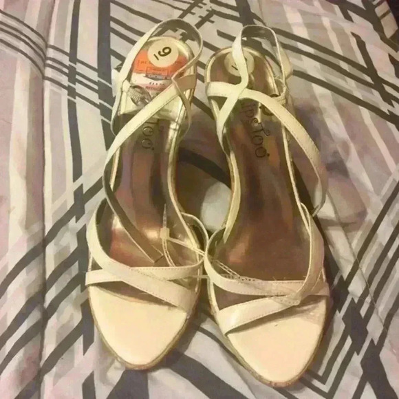 Wedges - Picture 1 of 3